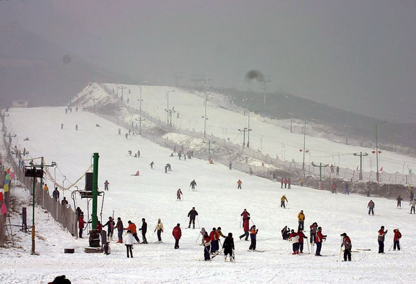 尧山滑雪场